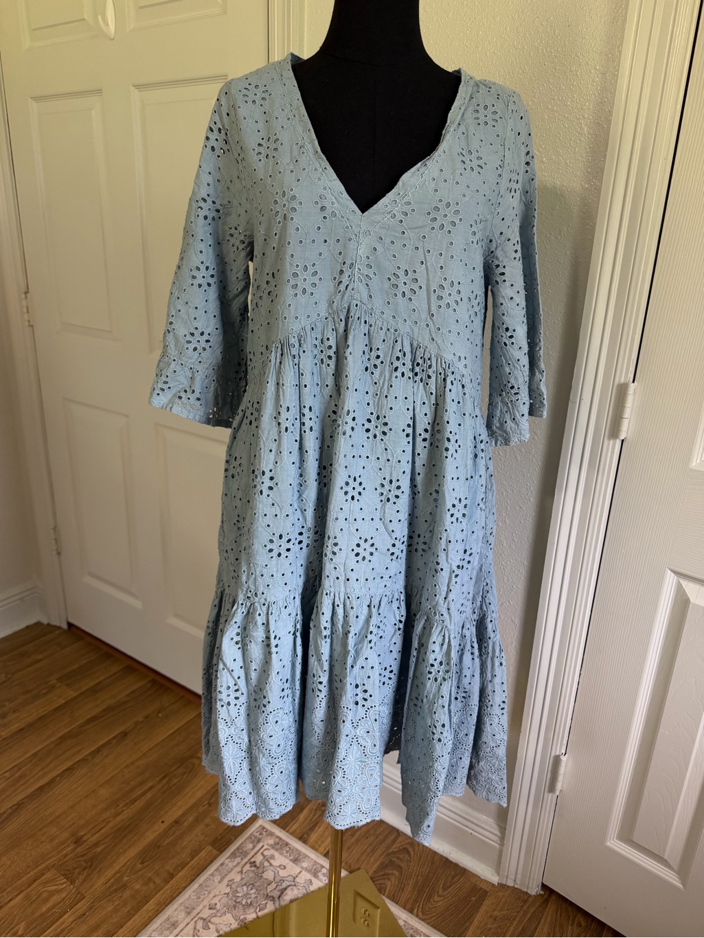 Sundance Cotton Eyelet Dress Blue Embroidered Tiered Midi Prairie Cottagecore M